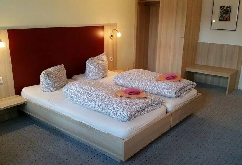 هتل Bornholmer Hof Im Prenzlauer Berg