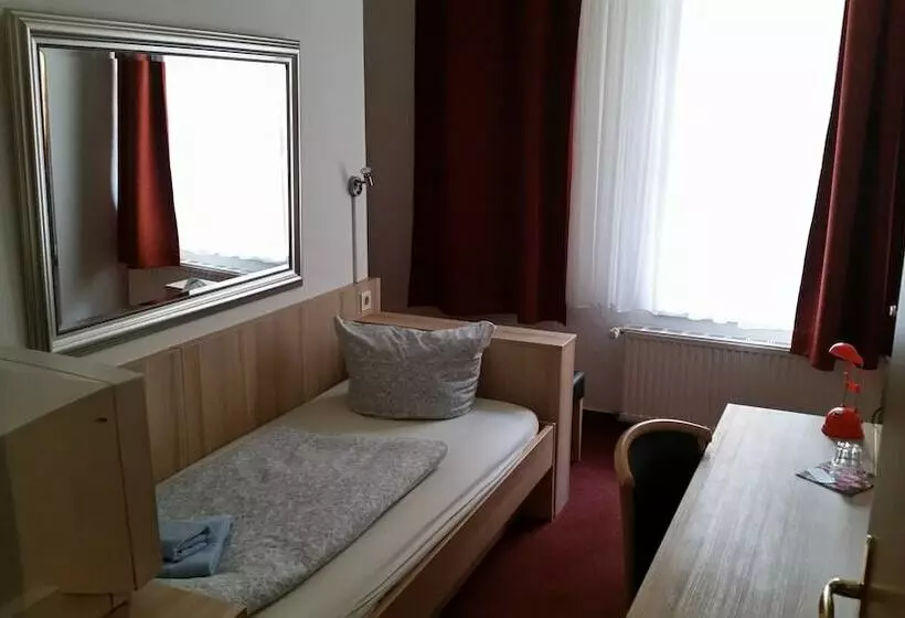 هتل Bornholmer Hof Im Prenzlauer Berg