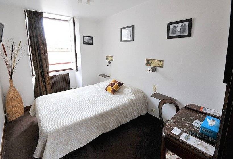 فندق Hôtel De La Licorne