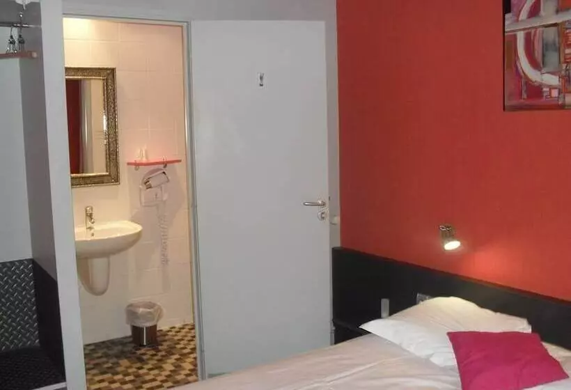 هتل Hôtel Latino Reims Centre