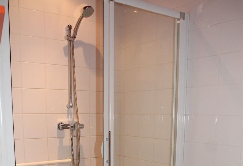 هتل Hôtel Latino Reims Centre