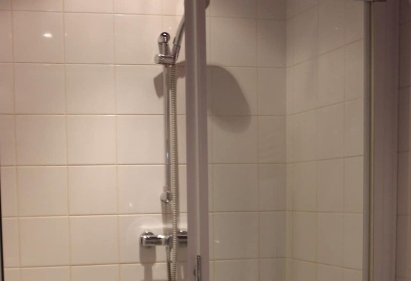 هتل Hôtel Latino Reims Centre