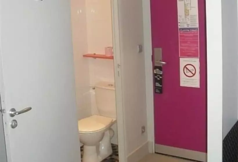 هتل Hôtel Latino Reims Centre