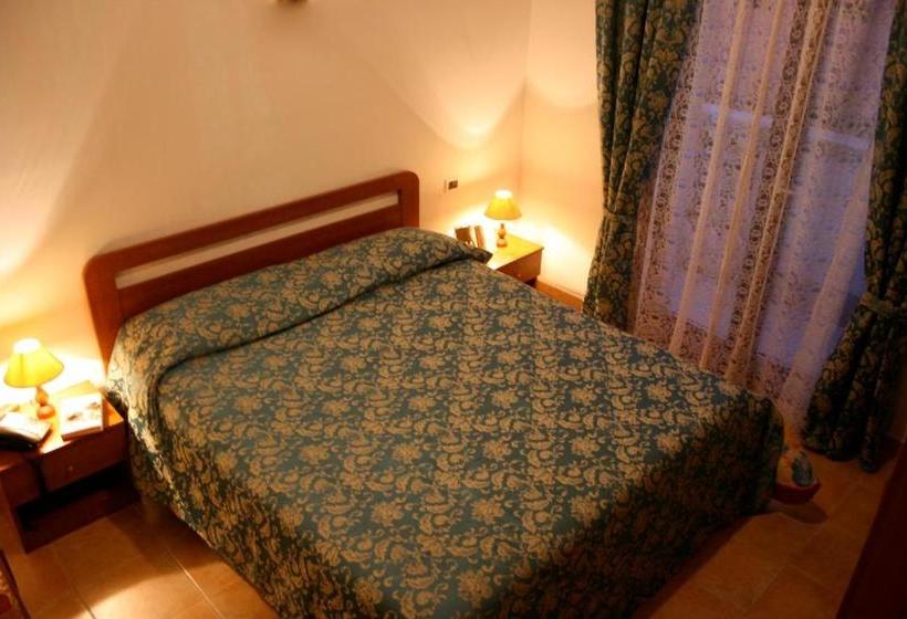 Leoni Hotel & Private Spa