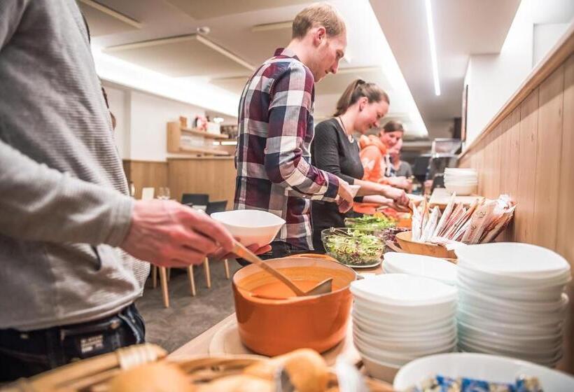 בית מלון כפרי Le Alpi