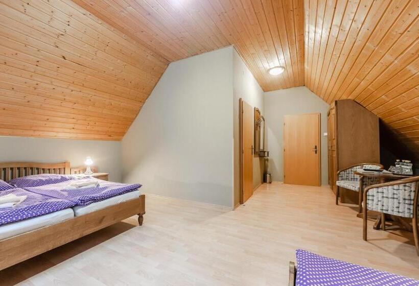 בית מלון כפרי Perla Jizery