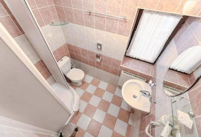 בית מלון כפרי Perla Jizery