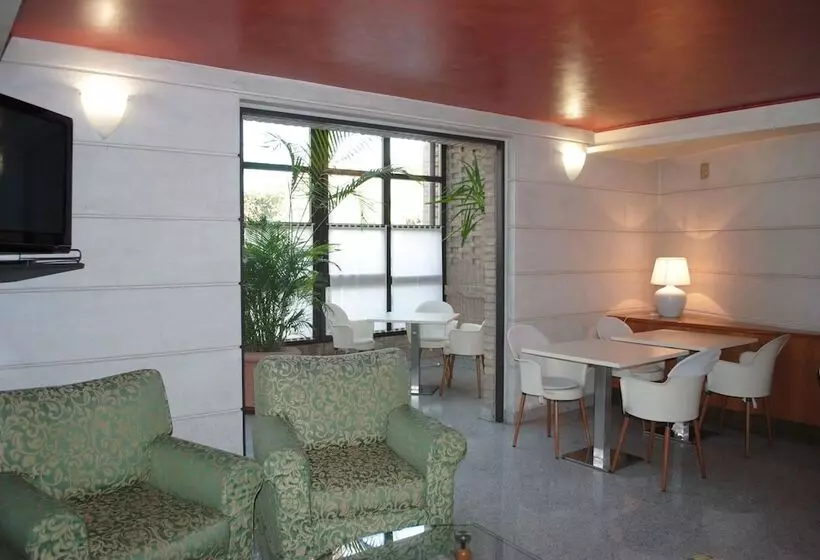 B&b Hotels Hotel Prestige Ornago