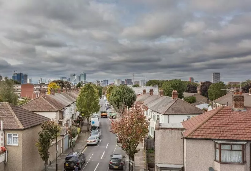 Prince Regent Hotel Excel London