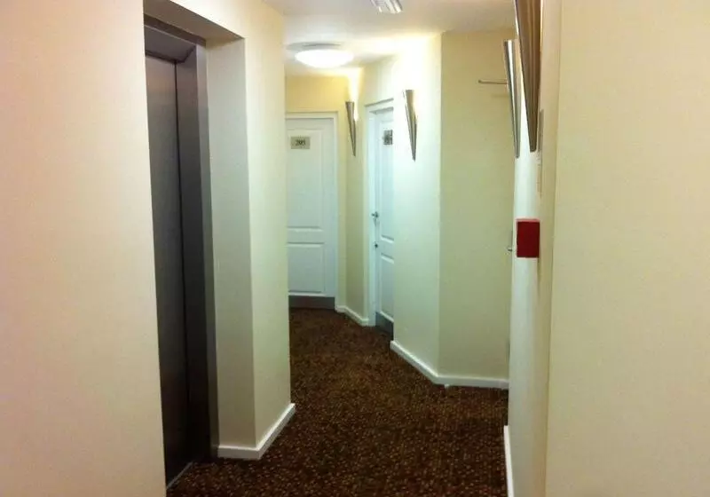 Prince Regent Hotel Excel London