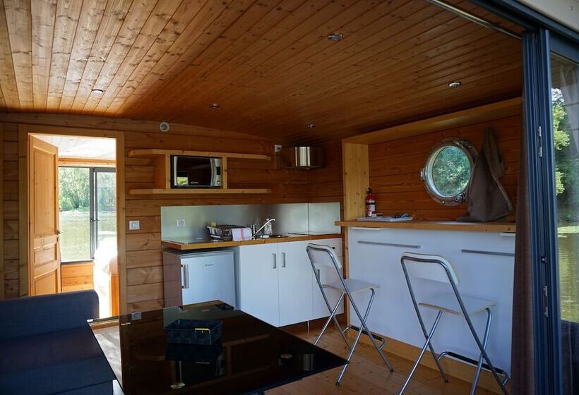 Отель Le Village Des Monédières