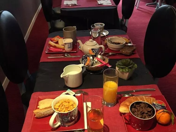 호텔 Logis Hôtel Saint Martin