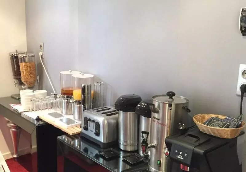 호텔 Logis Hôtel Saint Martin