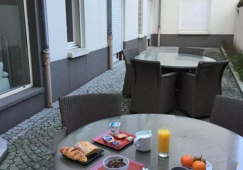 호텔 Logis Hôtel Saint Martin