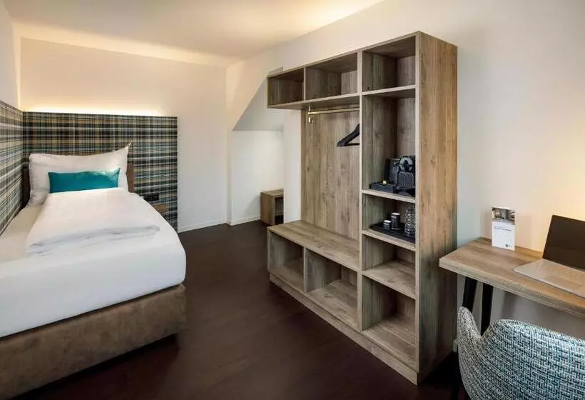 Отель Schweizerhof