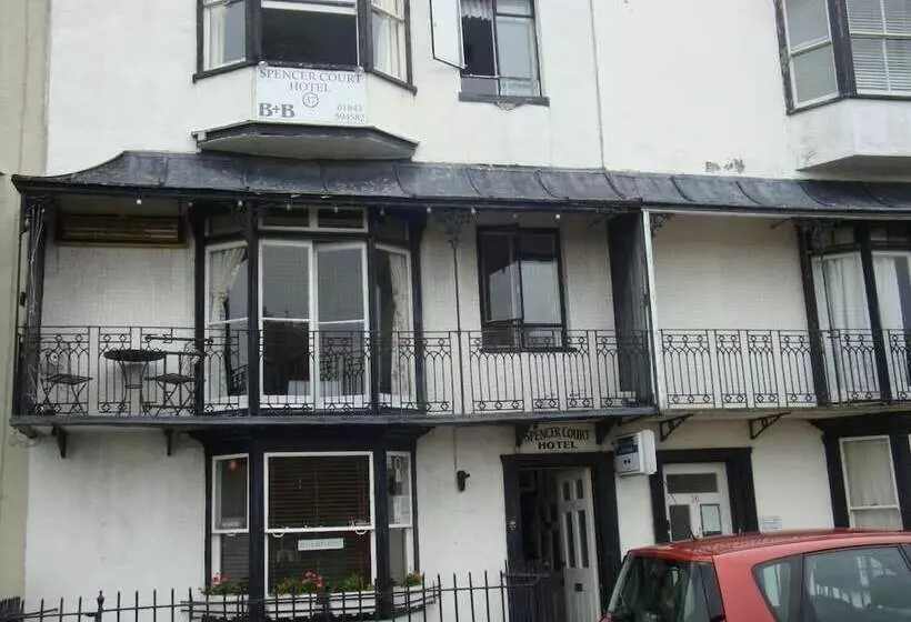 فندق Spencer Court