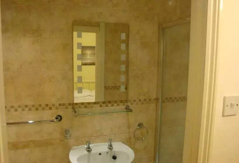 فندق Spencer Court