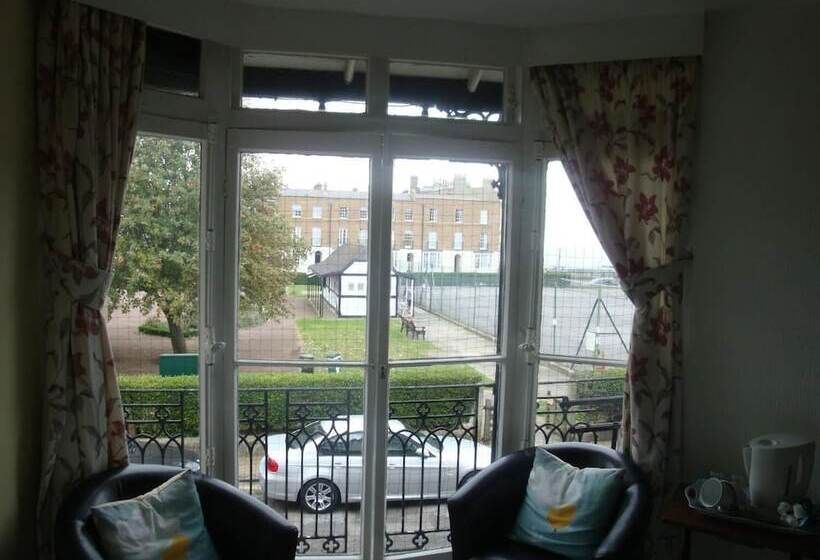 호텔 Spencer Court