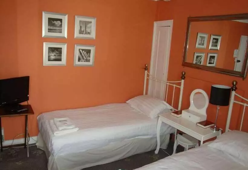 فندق Spencer Court