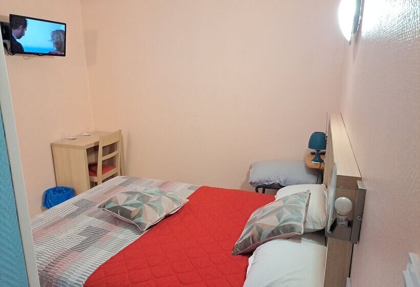 בית מלון כפרי Beauséjour