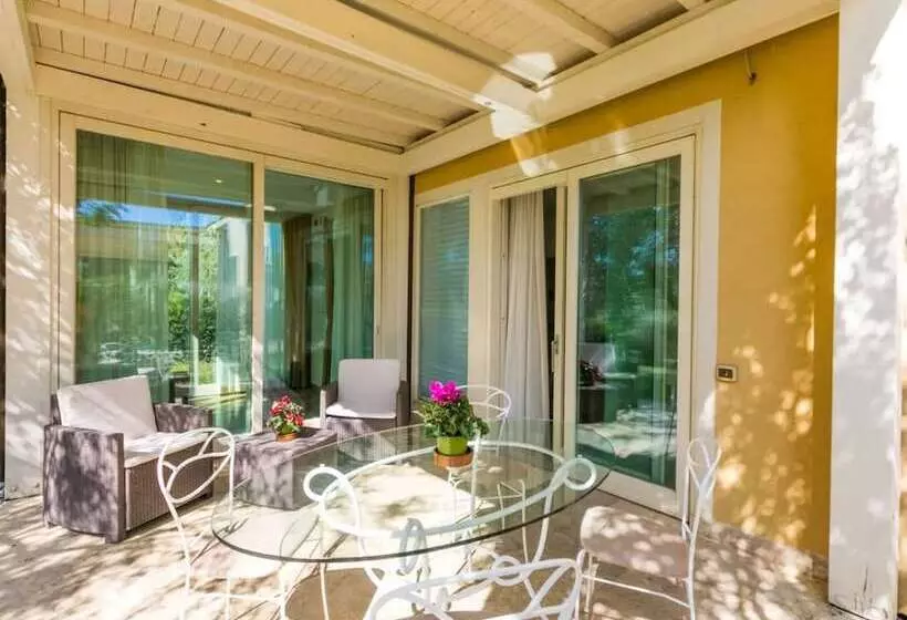 Отель Toscana Biovillage   Private Cottage