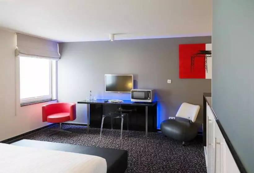 בית מלון כפרי Tristar