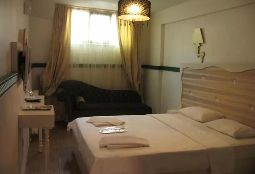 ホテル Kumsal Butik