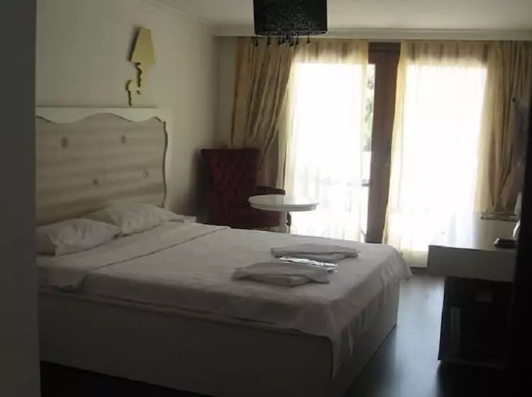 ホテル Kumsal Butik