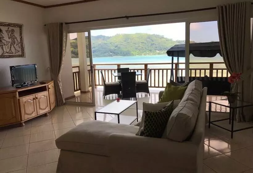 Sailfish Beach Villas