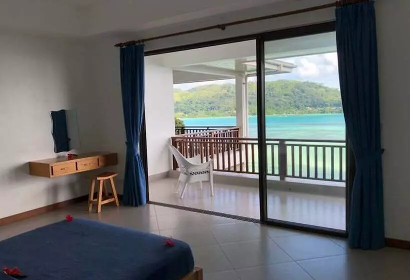 Sailfish Beach Villas