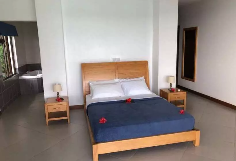 Sailfish Beach Villas