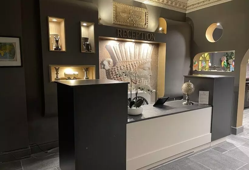 White Rose Hotel And Restaurant