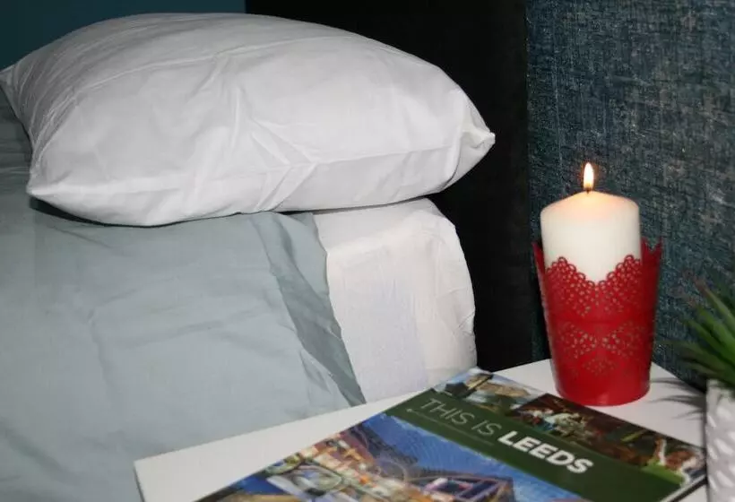 White Rose Hotel And Restaurant