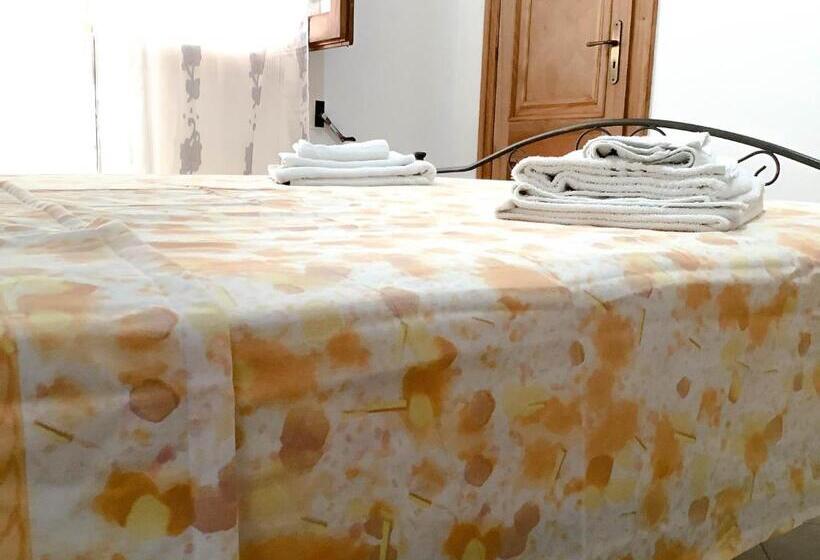 민박 Affittacamere La Saracina