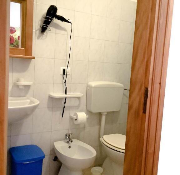 민박 Affittacamere La Saracina