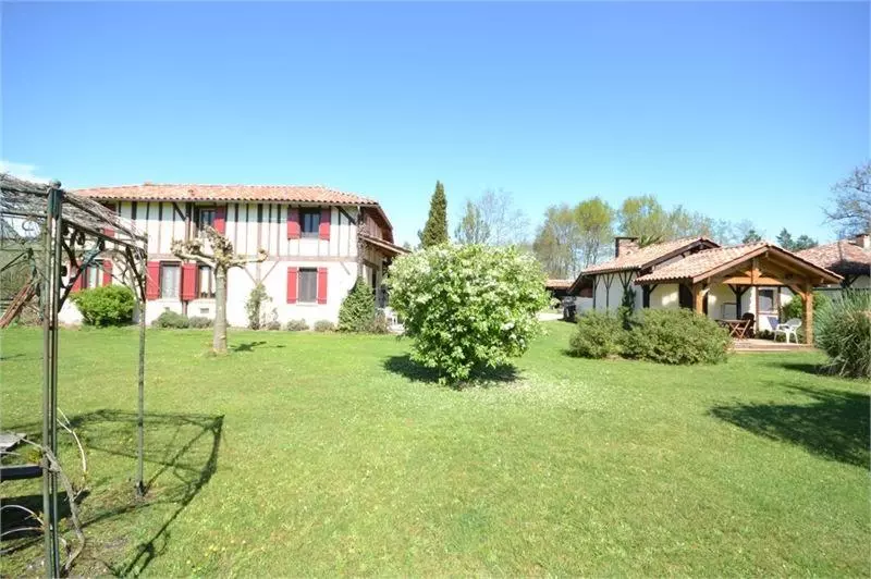 ペンション Le Gahoun Chambres D Hôtes