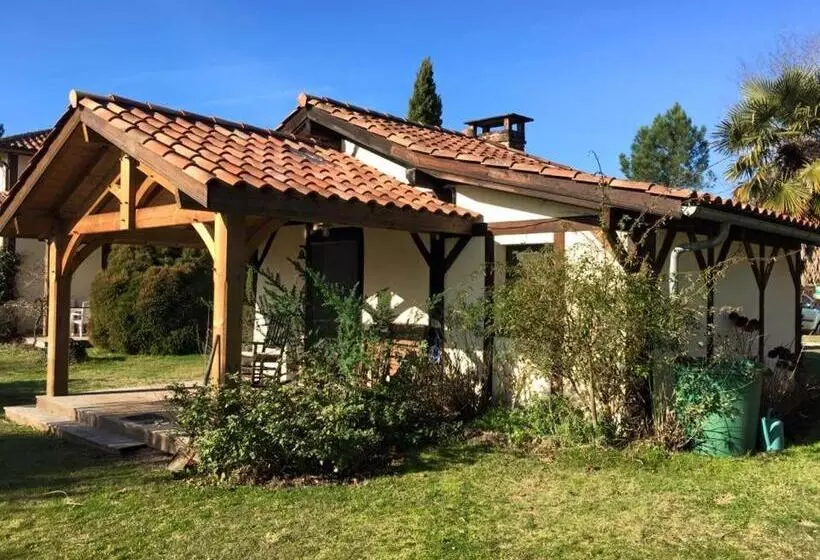 ペンション Le Gahoun Chambres D Hôtes