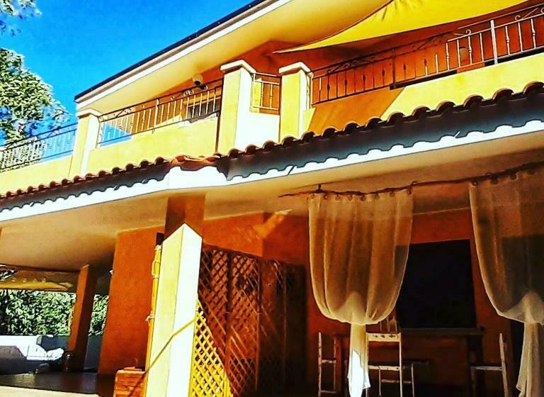 پانسیون Villa Matilde Costa Rei