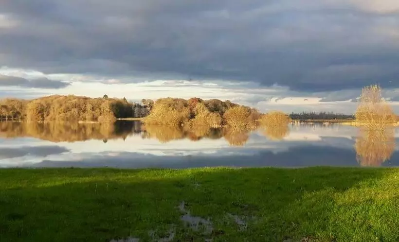 ベッドアンドブレックファースト Le Chalet Suisse   Chambre Bleue