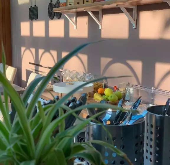 تختخواب و صبحانه Villa Monique