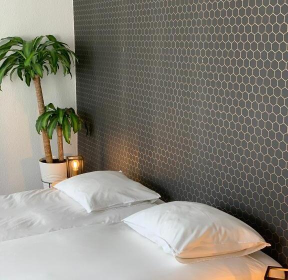 تختخواب و صبحانه Villa Monique