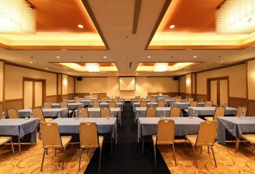 Garden Hotel Shiunkaku Higashimatsuyama / Vacation Stay 77477