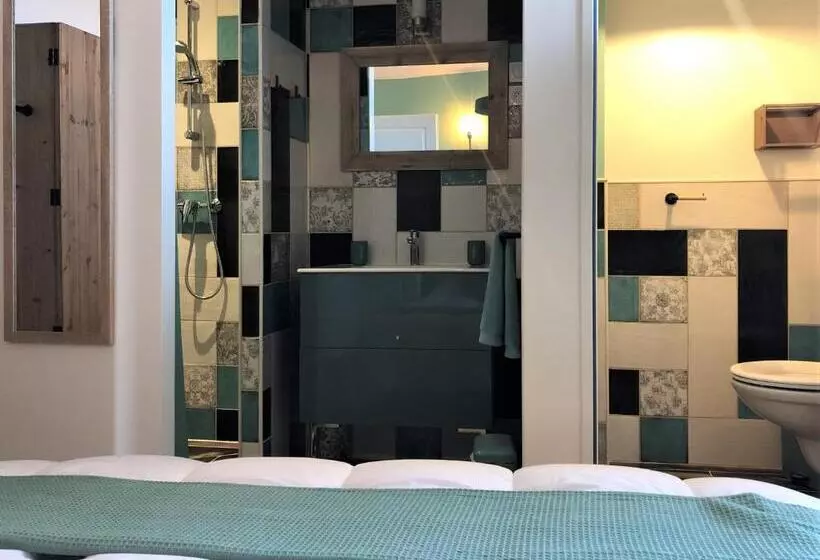 Majatalo Chambres D Hôte & Gîte Château Le Conte   Saint Emilion