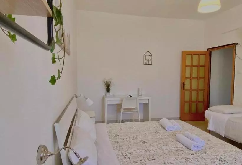 ペンション Guest House Service   Express Airport Apartment