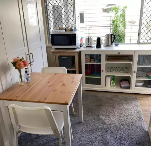 Aamiaismajoitus (B&B) Hideaway On Hume