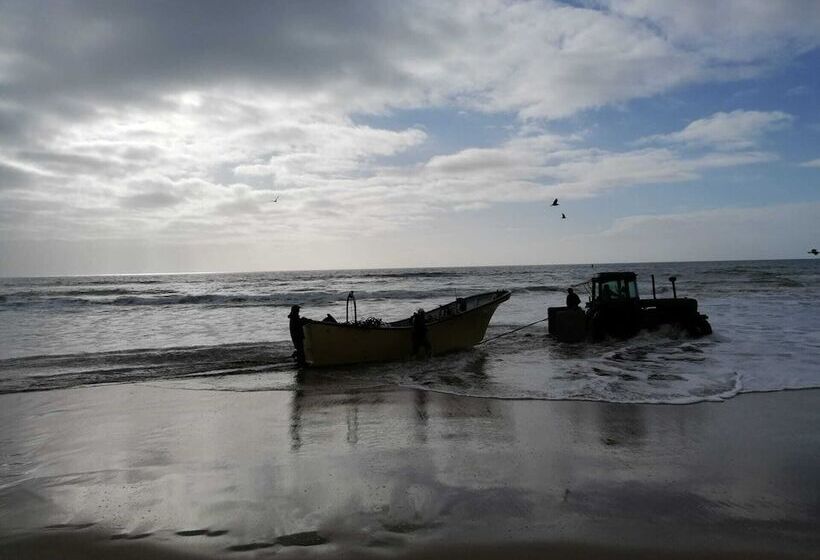 Fonte Da Telha Beach Hostel