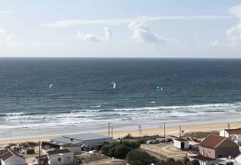 Fonte Da Telha Beach Hostel