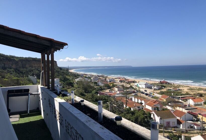 Fonte Da Telha Beach Hostel