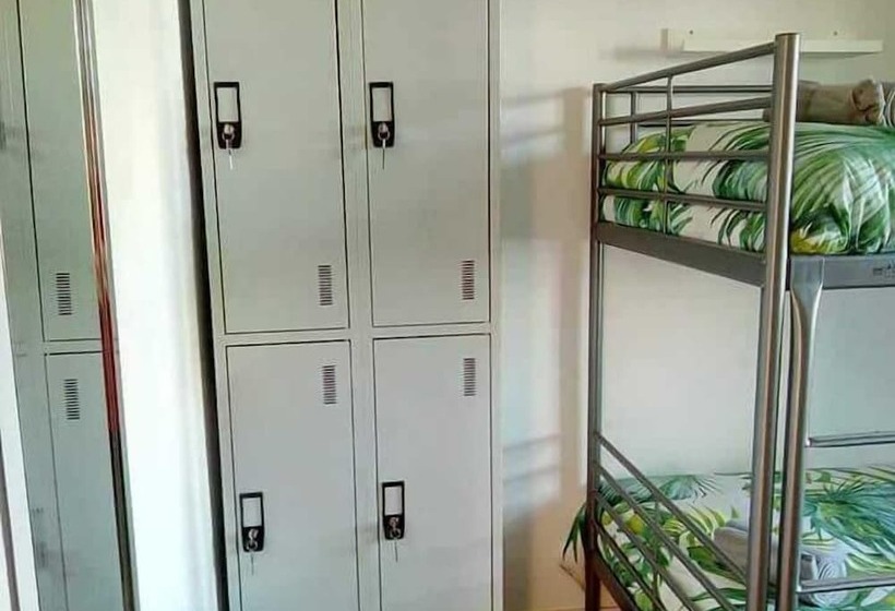 Fonte Da Telha Beach Hostel