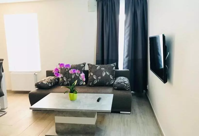 Panorama Apartments